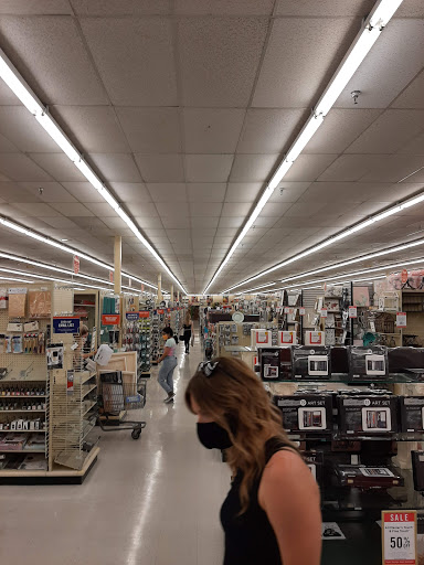 Shopping Mall «Brodie Oaks Shopping Center», reviews and photos, 4021 S Capital of Texas Hwy, Austin, TX 78704, USA