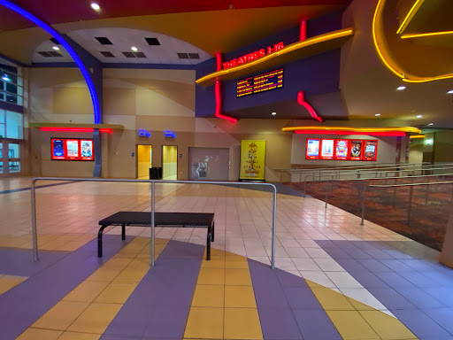 Movie Theater «Regal Cinemas Southland Mall 16», reviews and photos, 20505 S Dixie Hwy, Cutler Bay, FL 33189, USA