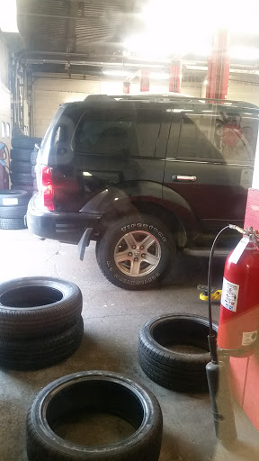 Tire Shop «Mavis Discount Tire», reviews and photos, 67 Franklin Turnpike, Mahwah, NJ 07430, USA
