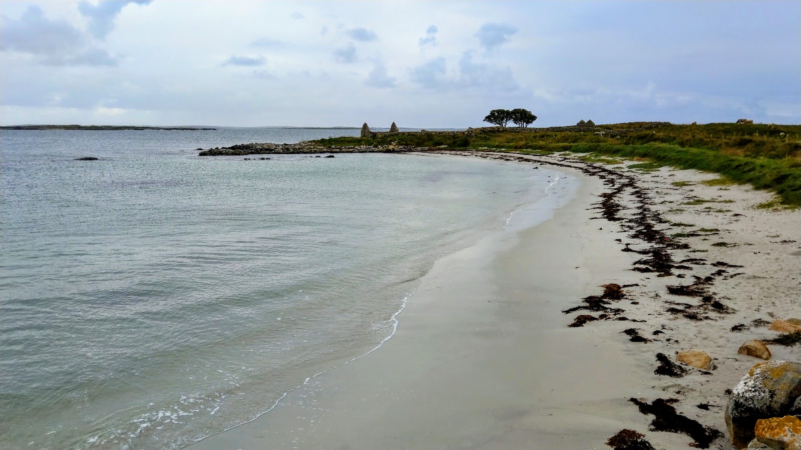 Foto di Mweenish Beach - luogo popolare tra gli intenditori del relax