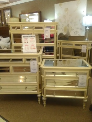 Furniture Store «Value City Furniture», reviews and photos, 202 Mid Rivers Mall Drive, St Peters, MO 63376, USA