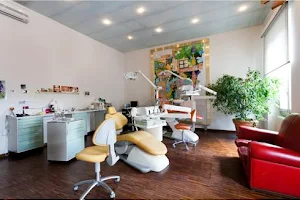 Studio Dentistico Bertini Dr. Pio image