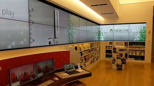 Computer Store «Microsoft Store - St. Johns Town Center», reviews and photos, 4791 River City Dr #113, Jacksonville, FL 32246, USA