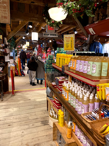 General Store «The Vermont Country Store Weston», reviews and photos, 657 Main St, Weston, VT 05161, USA