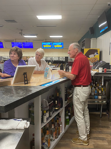 Bowling Alley «Mt Airy Bowling Lanes», reviews and photos, 304 Center St, Mt Airy, MD 21771, USA