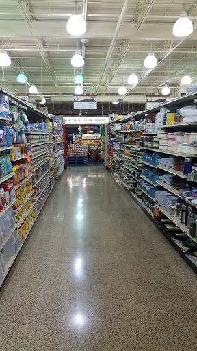 Grocery Store «Super Mercados El Guero», reviews and photos, 850 N Farnsworth Ave, Aurora, IL 60505, USA