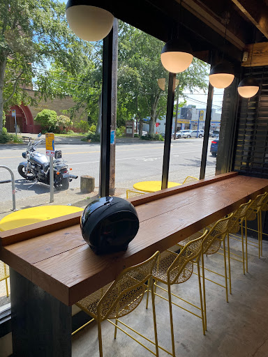 Shipping and Mailing Service «Greenwood Sip & Ship», reviews and photos, 7511 Greenwood Ave N, Seattle, WA 98103, USA