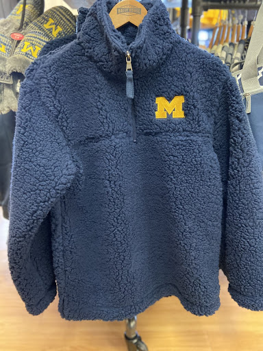 Sportswear Store «Rally House Rochester Hills», reviews and photos, 2861 S Rochester Rd, Rochester Hills, MI 48307, USA