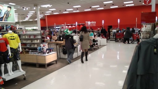 Department Store «Target», reviews and photos, 1 Mystic View Rd, Everett, MA 02149, USA