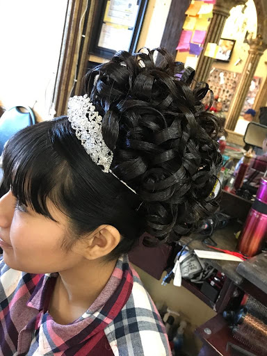 Beauty Salon «Arte Y Creacion Beauty Salon», reviews and photos, 3202 E Greenway Rd, Phoenix, AZ 85032, USA