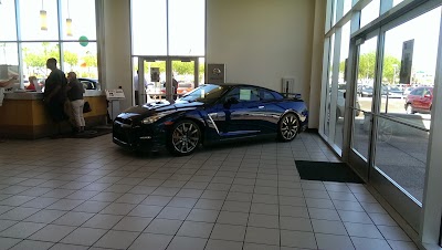 Photos of Peoria Nissan