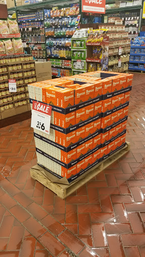 Shopping Mall «The Shops at Nanuet», reviews and photos, 5101 Fashion Dr, Nanuet, NY 10954, USA