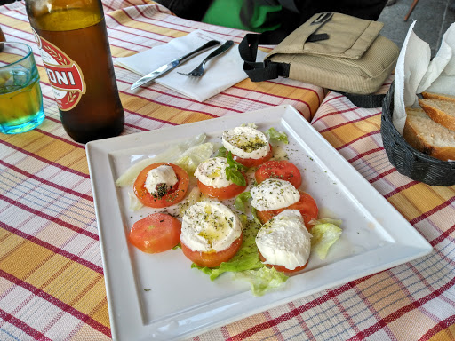 Breakfast delivery in Naples