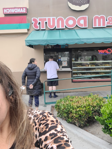 Donut Shop «M & M Donuts», reviews and photos, 1614 W Katella Ave, Anaheim, CA 92802, USA