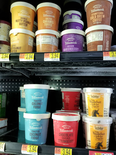 Supermarket «Walmart Neighborhood Market», reviews and photos, 17275 NW Cornell Rd, Beaverton, OR 97006, USA