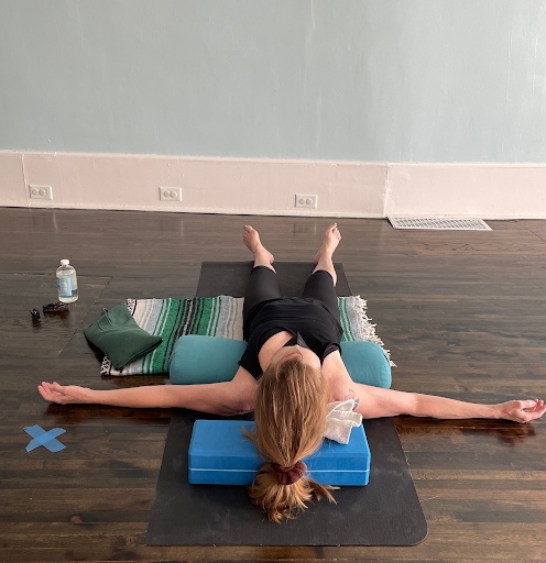 Lisa Ash Yoga