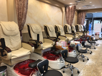 LA Nails and Spa Cincinnati