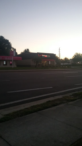 Cell Phone Store «Verizon Authorized Retailer – Cellular Sales», reviews and photos, 901 Havendale Blvd NW, Winter Haven, FL 33881, USA