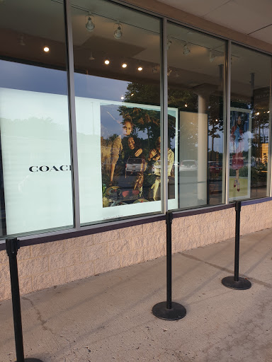 Sporting Goods Store «Nike Factory Store», reviews and photos, 1000 PA-611 #120, Tannersville, PA 18372, USA