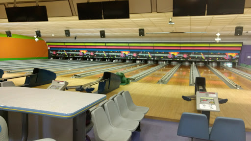 Bowling Alley «Blue Fox Rock n Bowl», reviews and photos, 1603 Hopmeadow St, Simsbury, CT 06070, USA