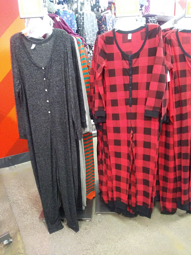 Clothing Store «Old Navy», reviews and photos, 801 Market St, San Francisco, CA 94103, USA