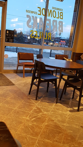 Coffee Shop «Starbucks», reviews and photos, 343 Randall Rd a, Lake in the Hills, IL 60156, USA