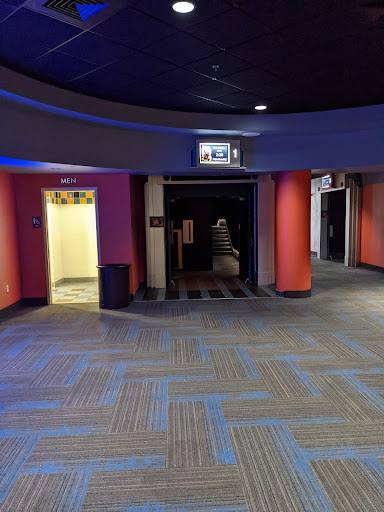 Movie Theater «Regal Cinemas Greensboro Grande 16», reviews and photos, 3205 Northline Ave, Greensboro, NC 27408, USA