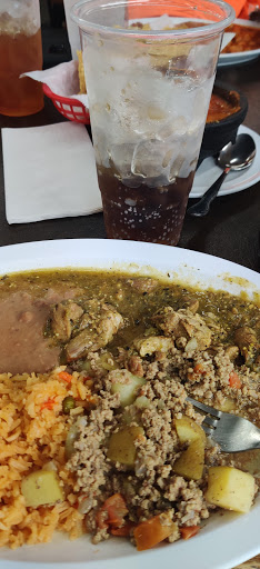 Mexican Restaurant «Los Alamos», reviews and photos, 1667 Summit St, Kansas City, MO 64108, USA