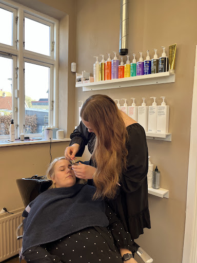 Wow frisør in Høng, Kalundborg