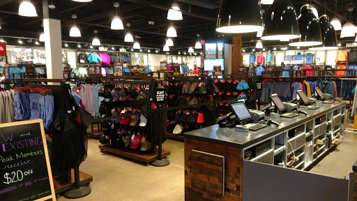 Shopping Mall «Aurora Farms Premium Outlets», reviews and photos, 549 S Chillicothe Rd, Aurora, OH 44202, USA