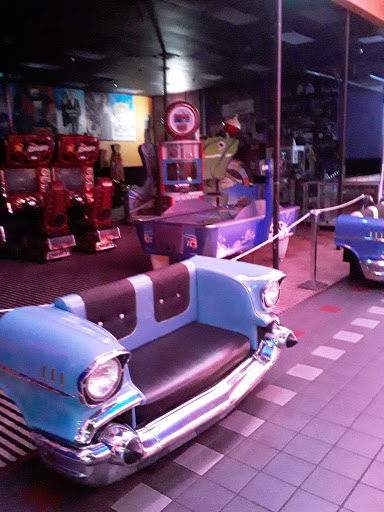 Shopping Mall «Riverdale Plaza Shopping Center», reviews and photos, 1044 W Mercury Blvd, Hampton, VA 23666, USA