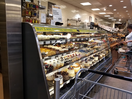 Grocery Store «Whole Foods Market», reviews and photos, 1800 Laskin Rd, Virginia Beach, VA 23454, USA