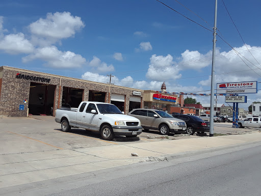 Tire Shop «Firestone Complete Auto Care», reviews and photos, 301 S Colorado St, Lockhart, TX 78644, USA