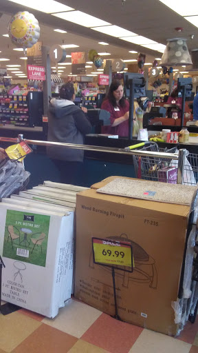 Grocery Store «Strack & Van Til Food Market», reviews and photos, 999 W Old Ridge Rd, Hobart, IN 46342, USA