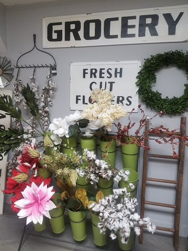 Coffee Shop «The Legendary Grind», reviews and photos, 108 S Main St, Middlebury, IN 46540, USA