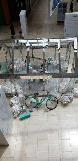 Jewelry Store «Tiffany & Co.», reviews and photos, 1 Garden State Plaza Blvd, Paramus, NJ 07652, USA