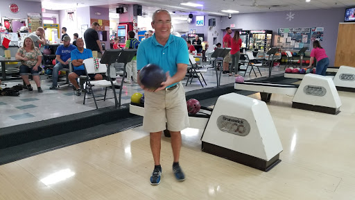 Bowling Alley «Orange Bowl Lanes», reviews and photos, 1221 E Vine St, Kissimmee, FL 34744, USA
