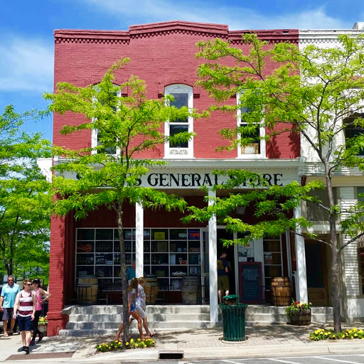 Symons General Store & Wine Cellar, 401 E Lake St, Petoskey, MI 49770, USA, 