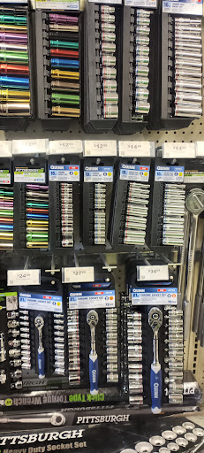 Hardware Store «Harbor Freight Tools», reviews and photos, 7523 Boulevard 26, North Richland Hills, TX 76180, USA