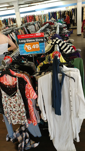 Thrift Store «Goodwill - Santa Monica», reviews and photos