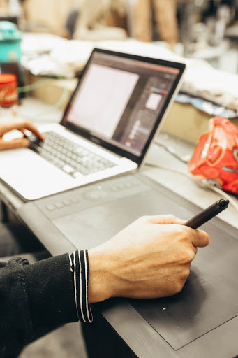 Sculpture «Big Statues», reviews and photos, 815 Columbia Ln, Provo, UT 84604, USA