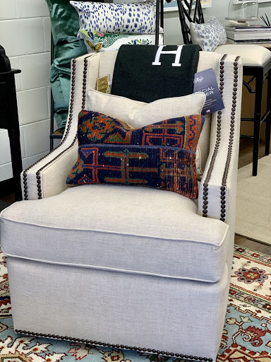 Used Furniture Store «Consign Design Interior», reviews and photos, 5556 Atlanta Hwy, Flowery Branch, GA 30542, USA