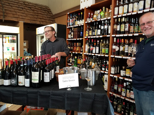 Wine Store «Sunfish Cellars Wine & Spirits», reviews and photos, 803 Sibley Memorial Hwy, St Paul, MN 55118, USA
