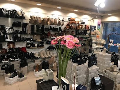 Katy Cipő és Táska