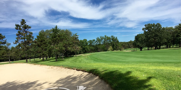 Bunker Hills Golf Club