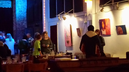 Pizza Restaurant «Jupiter Studios & Bistro», reviews and photos, 346 E Main St, Alliance, OH 44601, USA