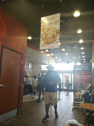 Ice Cream Shop «Cold Stone Creamery», reviews and photos, 1986 Power Plant Pkwy, Hampton, VA 23666, USA