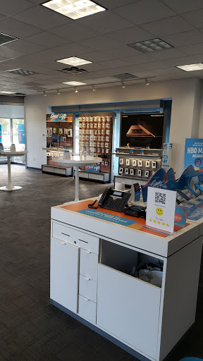 Cell Phone Store «AT&T», reviews and photos, 3737 Pacific Coast Hwy, Torrance, CA 90505, USA