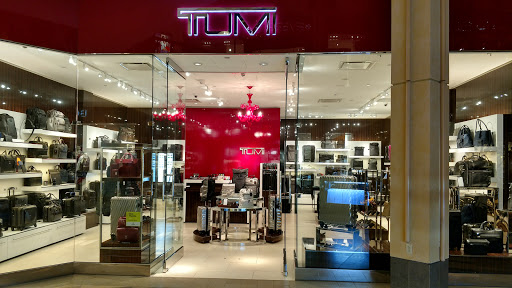 TUMI Store - Beachwood Place