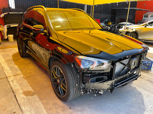JoJo Auto Body & Collision Center image
